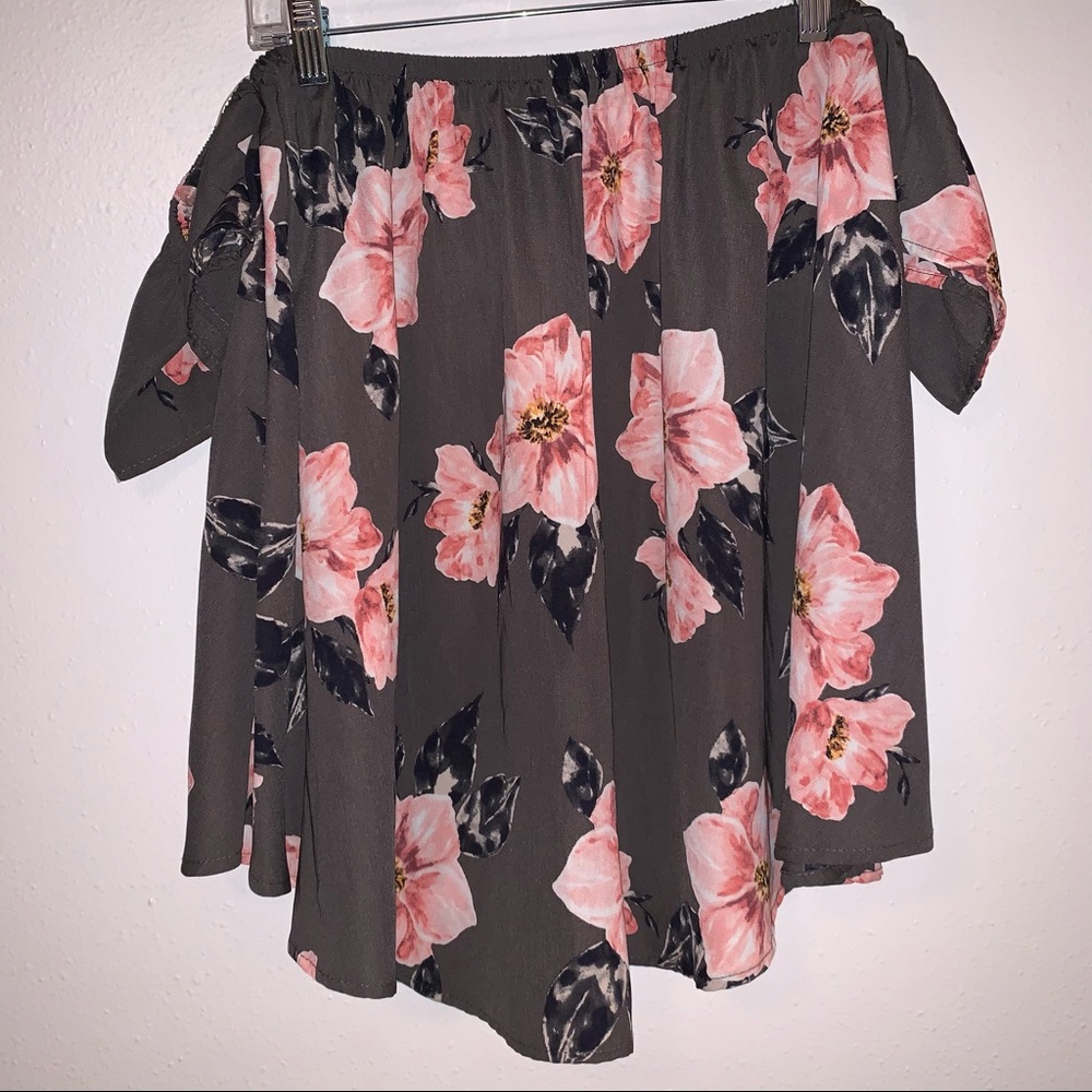 Hyped Unicorn Medium Off the Shoulder Capped Sleeve Print Blouse